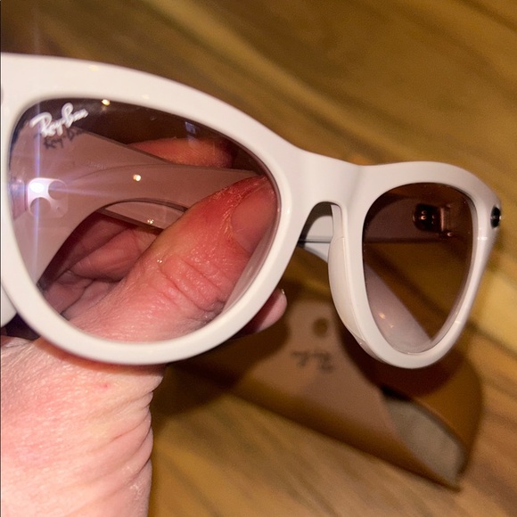 Ray-Ban Meta Skyler smart Sunglasses no scratches lens Gradient Cinnamon Pink - Picture 4 of 16